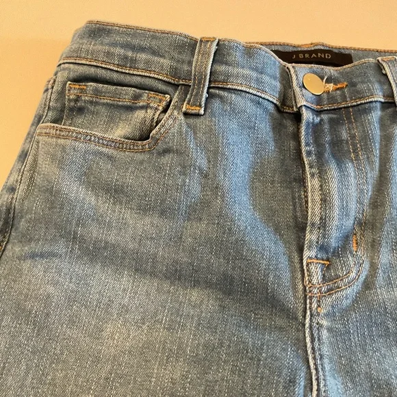 J Brand High Rise Blue Denim Flare Leg Jeans with Stretch, Size 26 - Picture 3 of 16